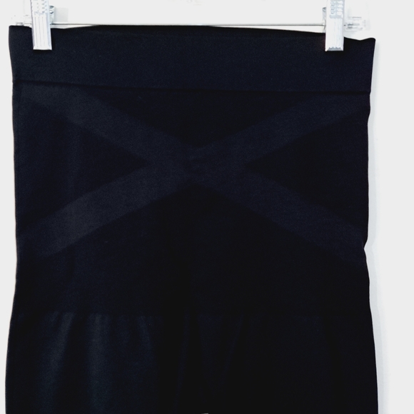 Blanqi Everyday Maternity Belly Support Leggings in Black - Picture 5 of 8